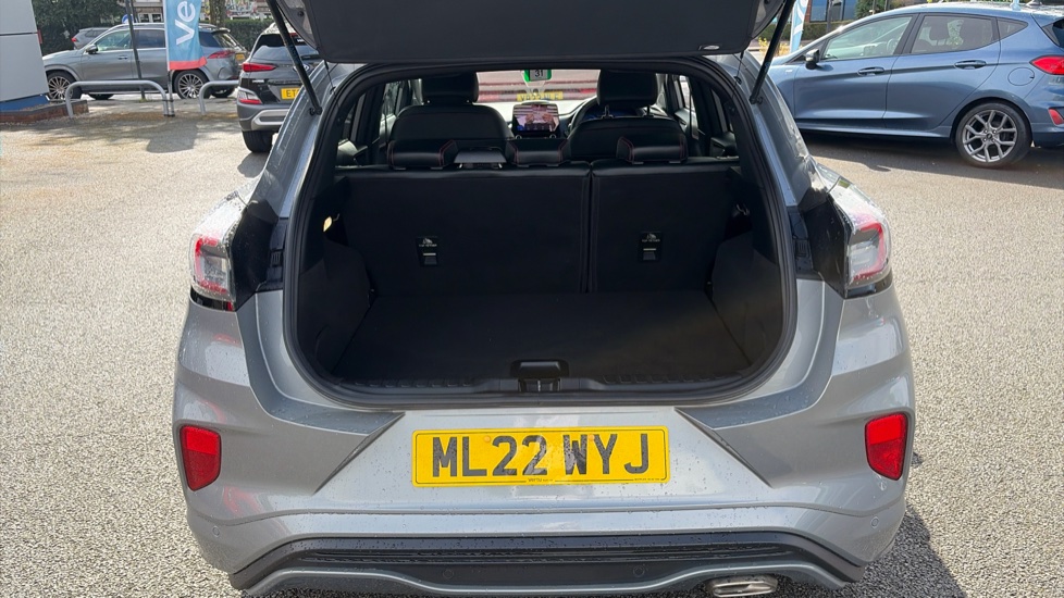 Ford Puma 1.0 EcoBoost Hybrid mHEV ST-Line X 5dr Petrol Hatchback - Image 4