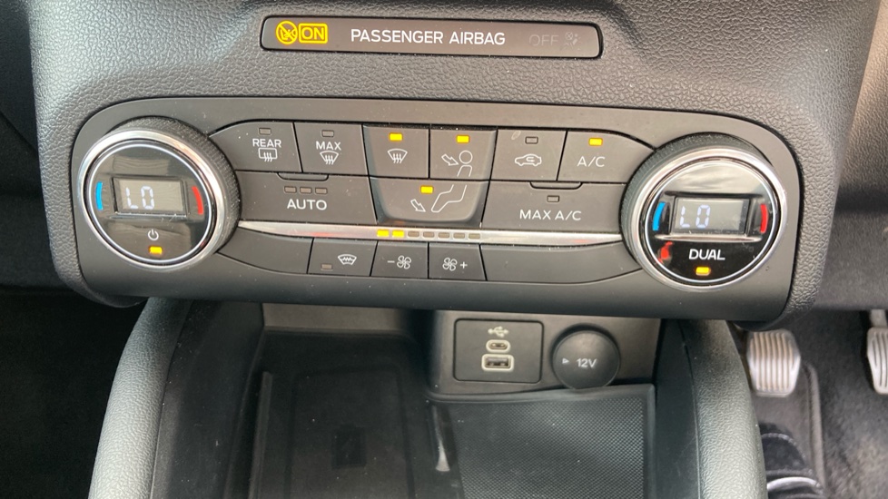 Ford Kuga 1.5 EcoBlue Titanium Edition 5dr Diesel Estate - Image 29