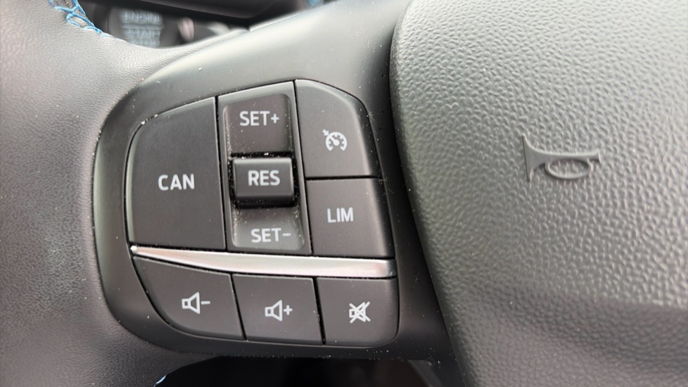 Ford Fiesta 1.0 EcoBoost Active X 5dr Petrol Hatchback - Image 21