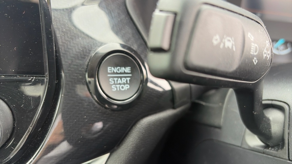 Ford Fiesta 1.0 EcoBoost Active X 5dr Petrol Hatchback - Image 28