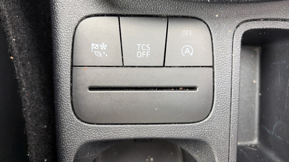 Ford Fiesta 1.0 EcoBoost Active X 5dr Petrol Hatchback - Image 33