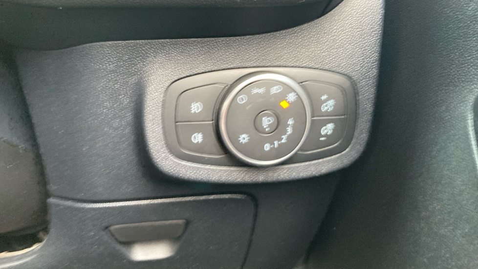 Ford Fiesta 1.0 EcoBoost 125 ST-Line 5dr Petrol Hatchback - Image 32