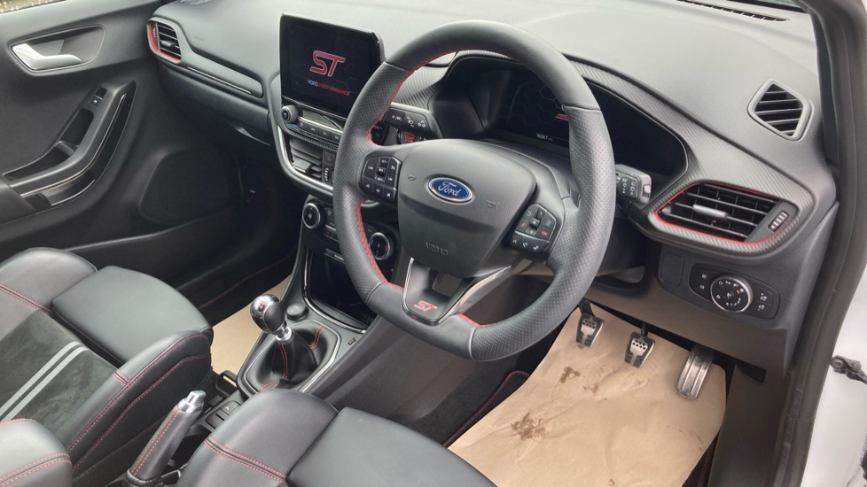 Ford Puma ST 1.5 EcoBoost ST 5dr Petrol Hatchback - Image 11
