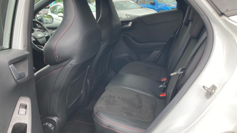Ford Puma ST 1.5 EcoBoost ST 5dr Petrol Hatchback - Image 16