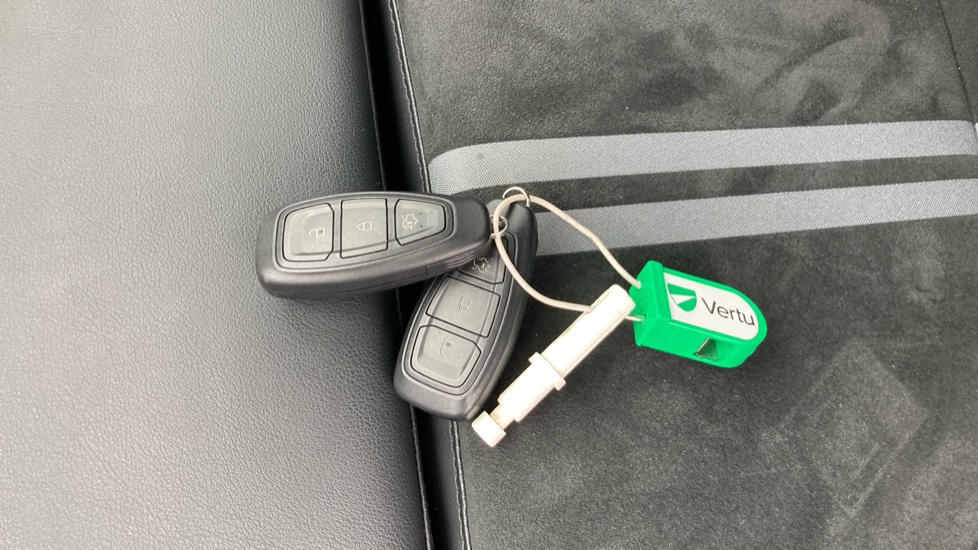 Ford Puma ST 1.5 EcoBoost ST 5dr Petrol Hatchback - Image 20