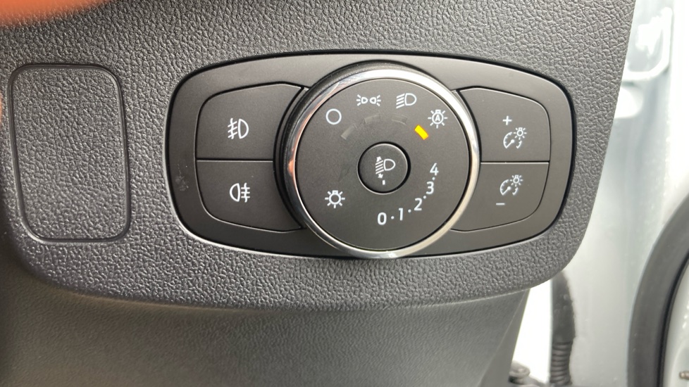 Ford Puma ST 1.5 EcoBoost ST 5dr Petrol Hatchback - Image 25