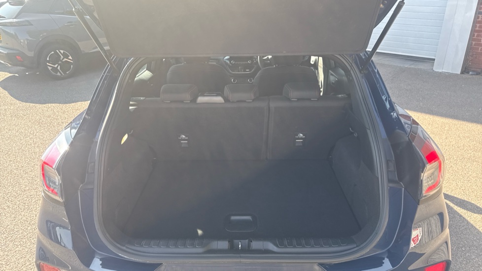 Ford Puma 1.0 EcoBoost Hybrid mHEV 155 ST-Line 5dr Petrol Hatchback - Image 4