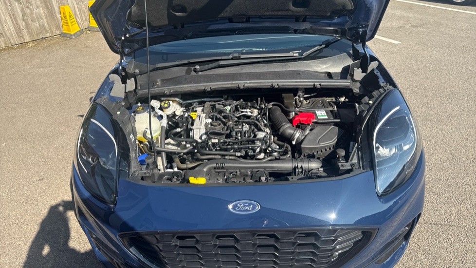 Ford Puma 1.0 EcoBoost Hybrid mHEV 155 ST-Line 5dr Petrol Hatchback - Image 8