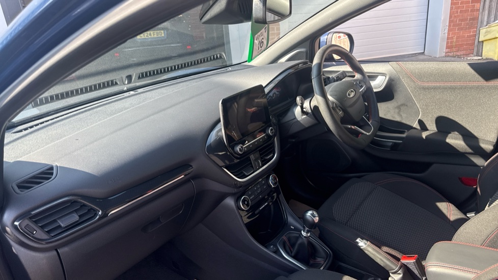 Ford Puma 1.0 EcoBoost Hybrid mHEV 155 ST-Line 5dr Petrol Hatchback - Image 9