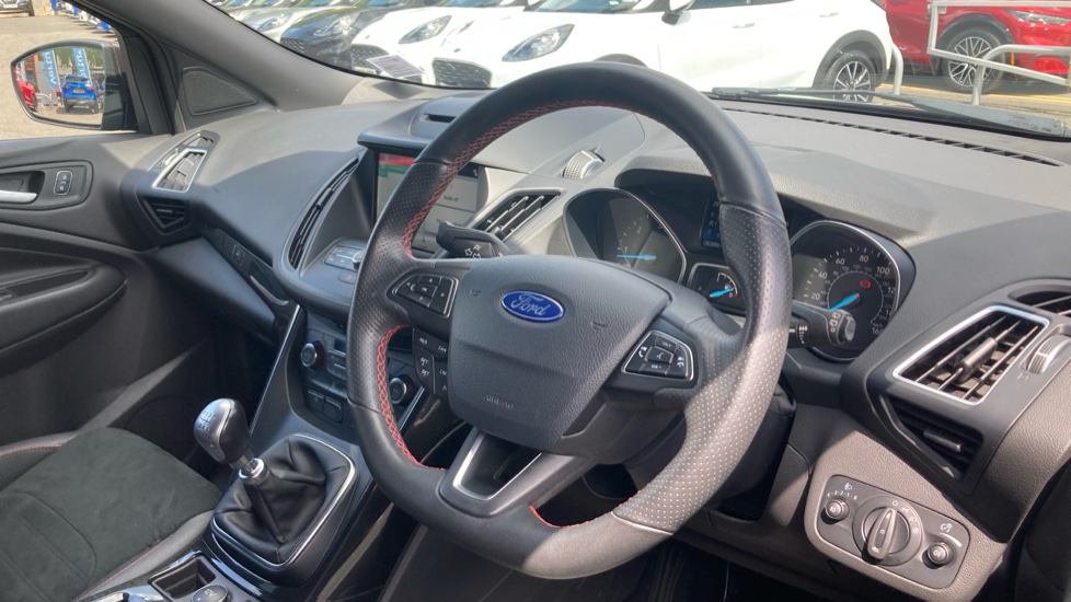 Ford Kuga 2.0 TDCi 180 ST-Line 5dr Diesel Estate - Image 11