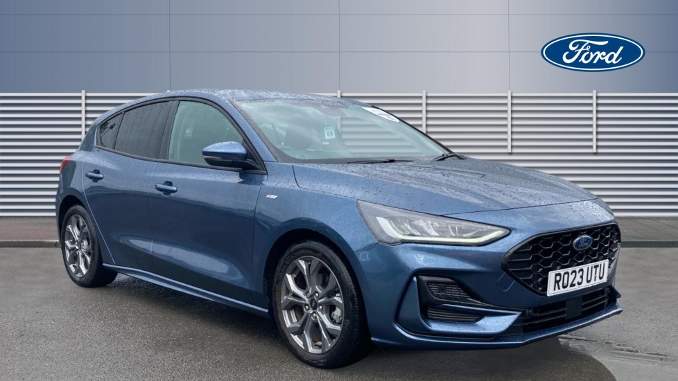 Ford Focus 1.0 EcoBoost Hybrid mHEV ST-Line 5dr Auto Petrol Hatchback - Image 1