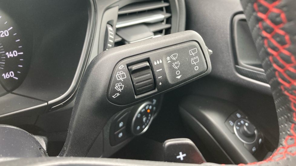 Ford Focus 1.0 EcoBoost Hybrid mHEV ST-Line 5dr Auto Petrol Hatchback - Image 37