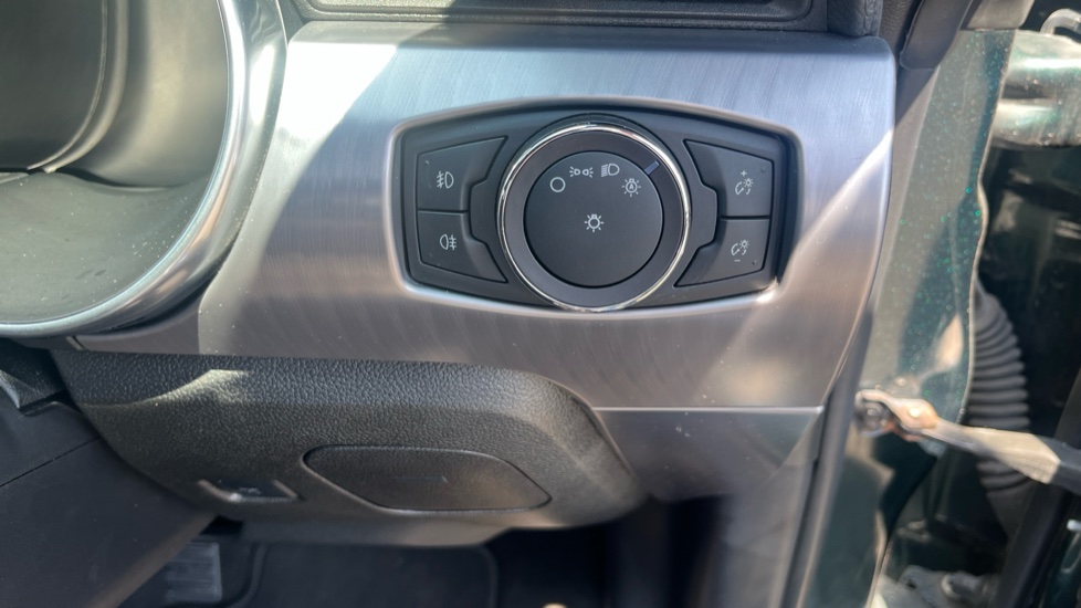 Ford Mustang 5.0 V8 Bullitt 2dr Petrol Coupe - Image 37