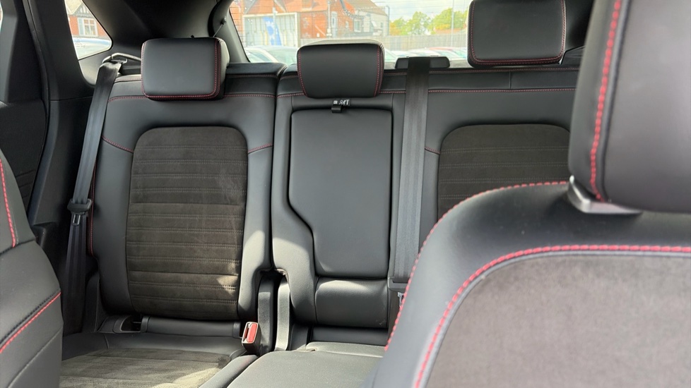Ford Kuga 2.5 FHEV ST-Line X Edition 5dr CVT Hybrid Estate - Image 15