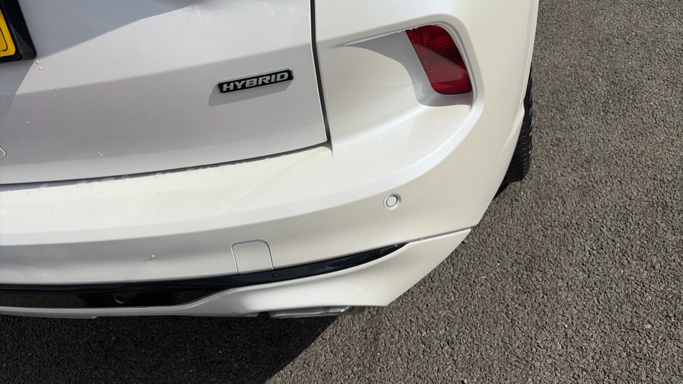 Ford Kuga 2.5 FHEV ST-Line X Edition 5dr CVT Hybrid Estate - Image 38