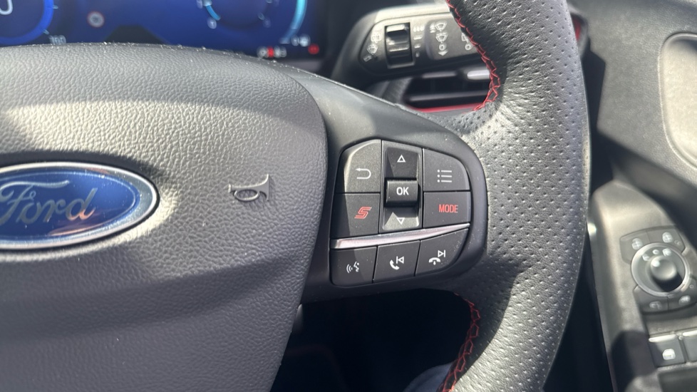 Ford Puma ST 1.5 EcoBoost ST 5dr Petrol Hatchback - Image 32