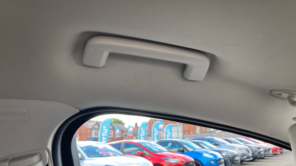 Ford Focus 1.0 EcoBoost 125 Zetec 5dr Petrol Hatchback - Image 37
