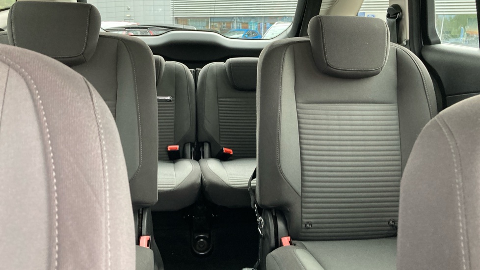 Ford Grand C-MAX 1.0 EcoBoost 125 Titanium 5dr Petrol Estate - Image 15