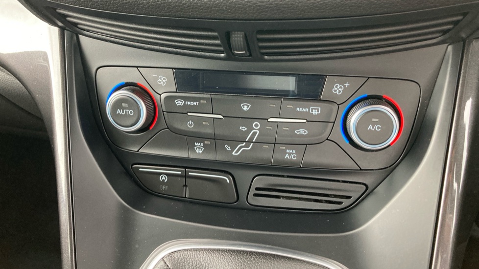 Ford Grand C-MAX 1.0 EcoBoost 125 Titanium 5dr Petrol Estate - Image 35