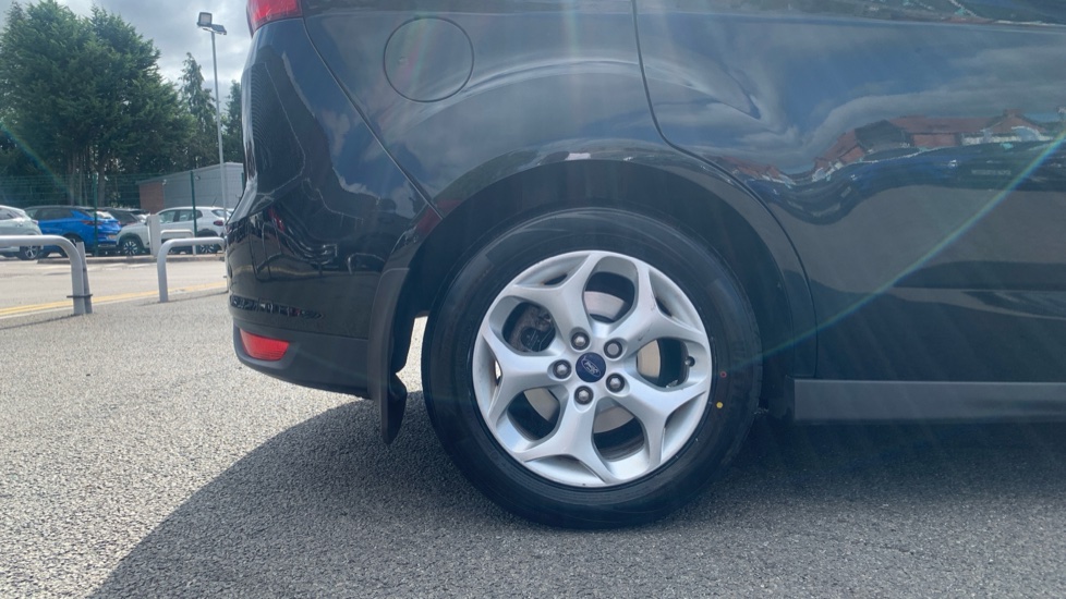 Ford Grand C-MAX 1.6 TDCi Zetec 5dr Diesel Estate - Image 7