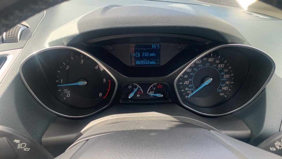 Ford Grand C-MAX 1.6 TDCi Zetec 5dr Diesel Estate - Image 18