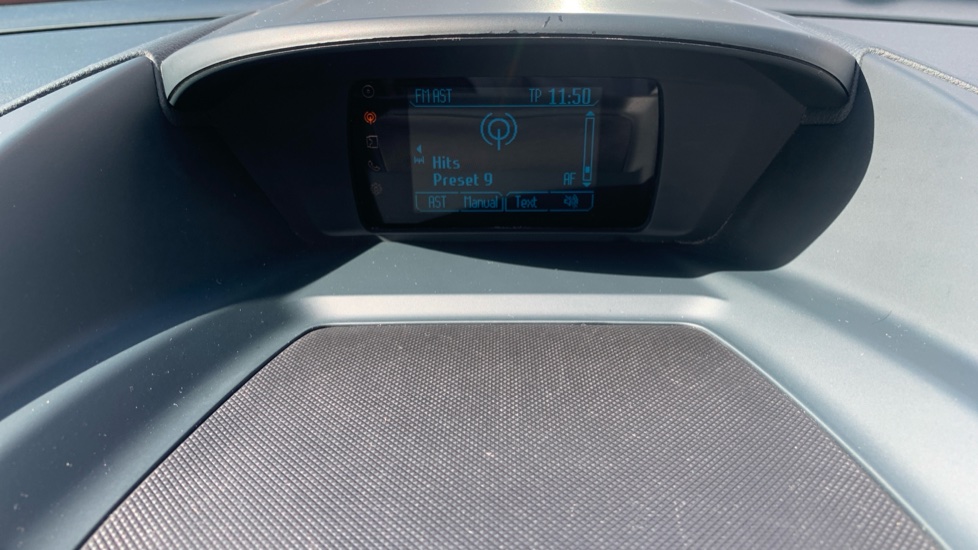 Ford Grand C-MAX 1.6 TDCi Zetec 5dr Diesel Estate - Image 27