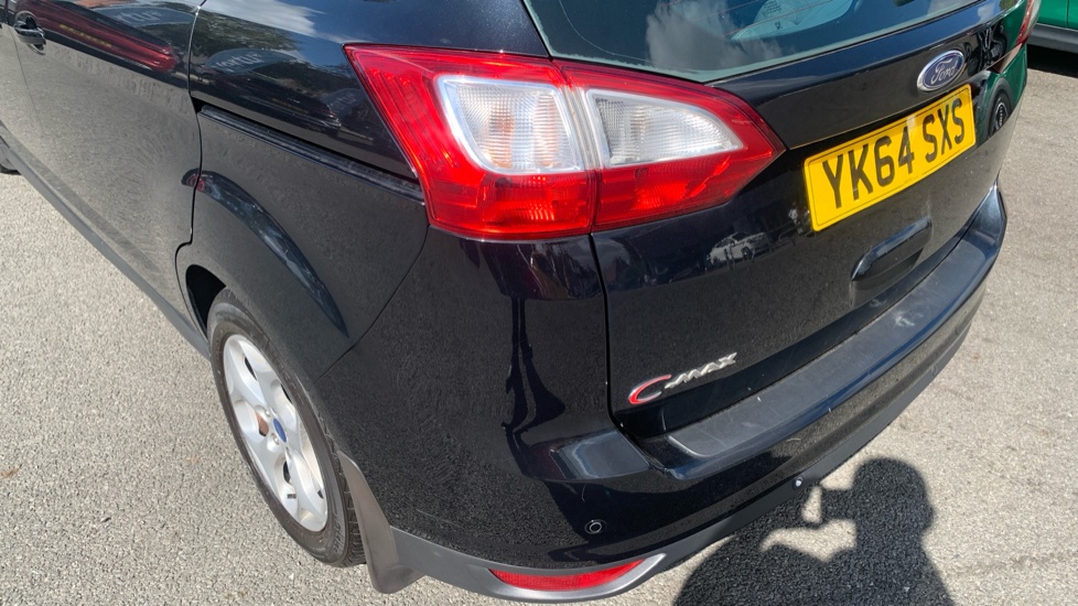 Ford Grand C-MAX 1.6 TDCi Zetec 5dr Diesel Estate - Image 41