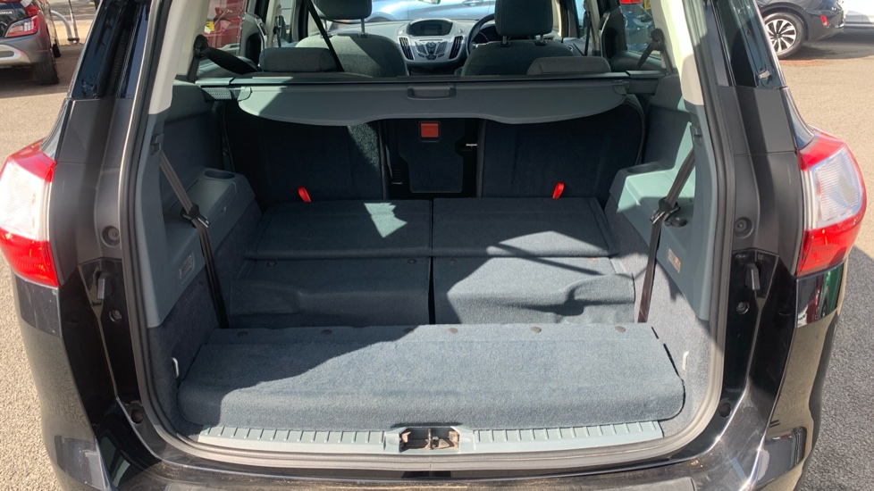 Ford Grand C-MAX 1.6 TDCi Zetec 5dr Diesel Estate - Image 45