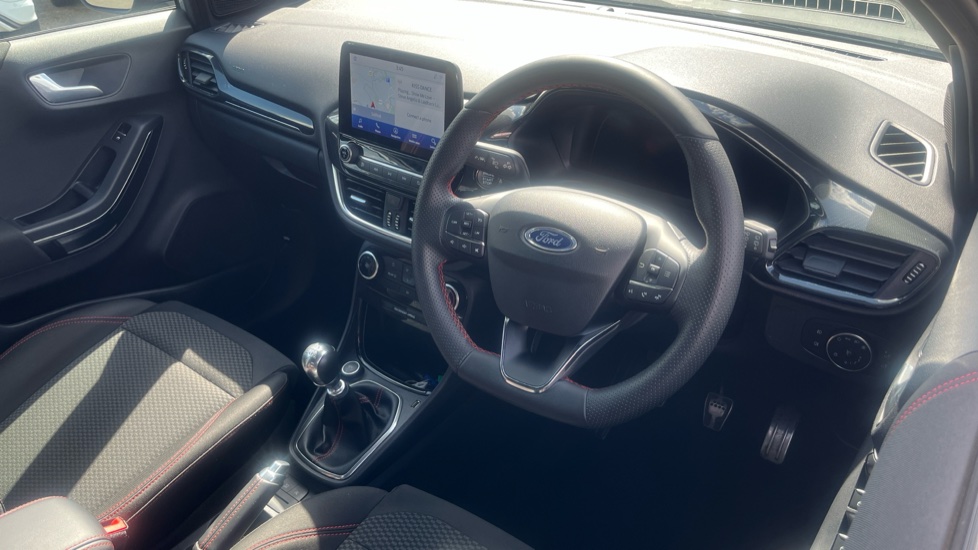 Ford Puma 1.0 EcoBoost Hybrid mHEV ST-Line 5dr Petrol Hatchback - Image 11