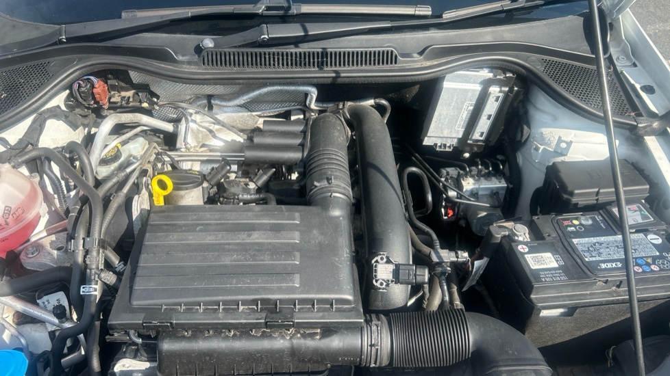 Volkswagen Polo 1.2 TSI SE 5dr Petrol Hatchback - Image 10
