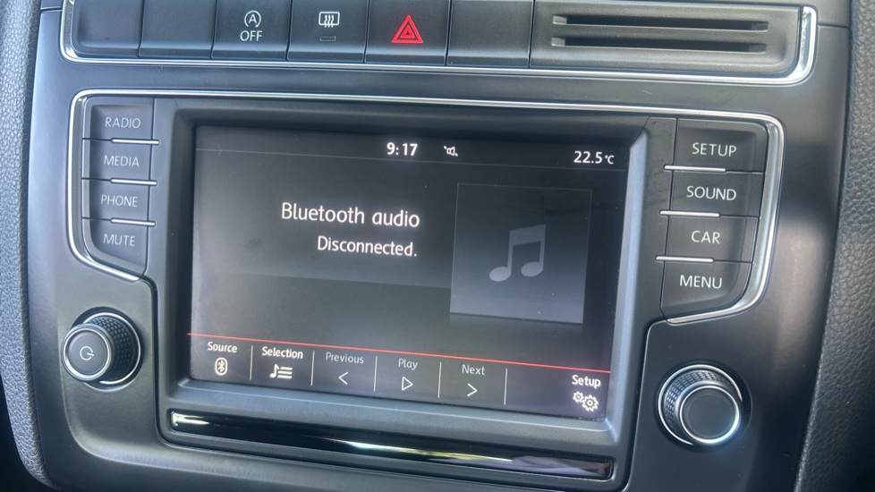 Volkswagen Polo 1.2 TSI SE 5dr Petrol Hatchback - Image 30
