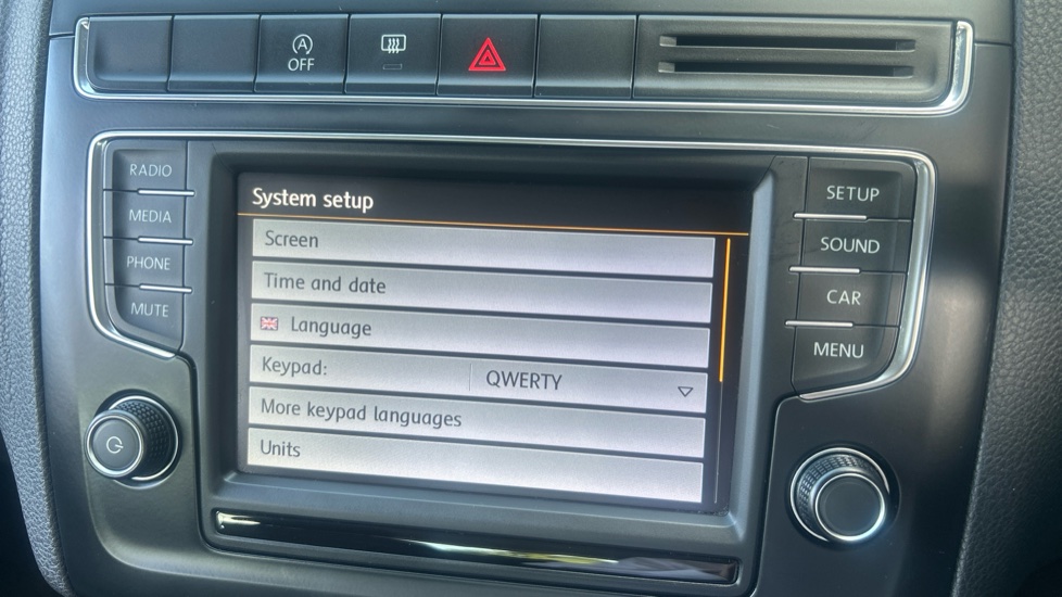 Volkswagen Polo 1.2 TSI SE 5dr Petrol Hatchback - Image 32