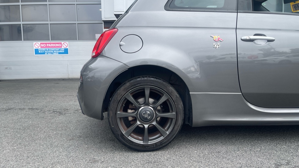 Abarth 595 1.4 T-Jet 145 3dr Petrol Hatchback - Image 7