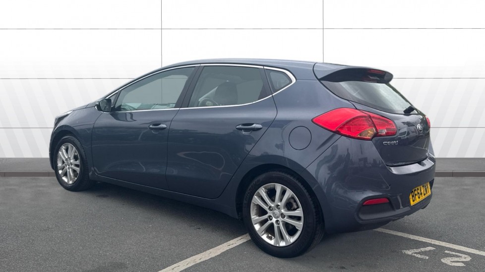 Kia Ceed 1.6 CRDi 2 EcoDynamics 5dr Diesel Hatchback - Image 2