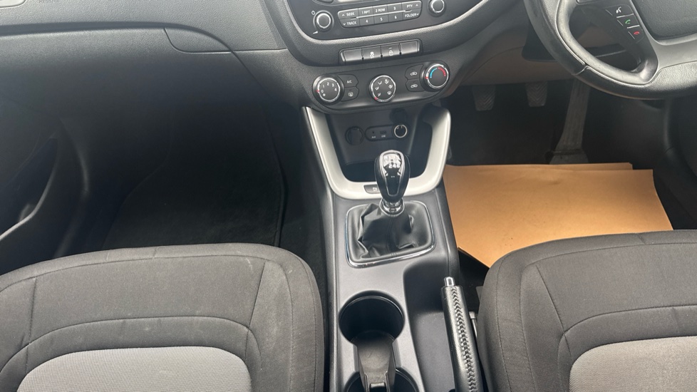 Kia Ceed 1.6 CRDi 2 EcoDynamics 5dr Diesel Hatchback - Image 21