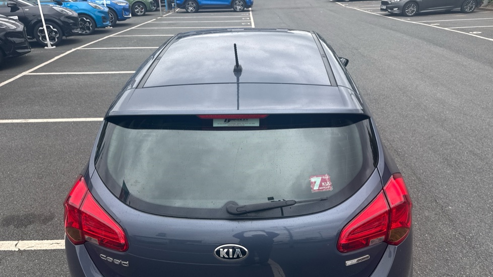 Kia Ceed 1.6 CRDi 2 EcoDynamics 5dr Diesel Hatchback - Image 33