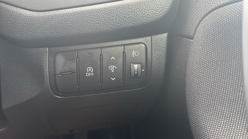Kia Ceed 1.6 CRDi 2 EcoDynamics 5dr Diesel Hatchback - Image 36