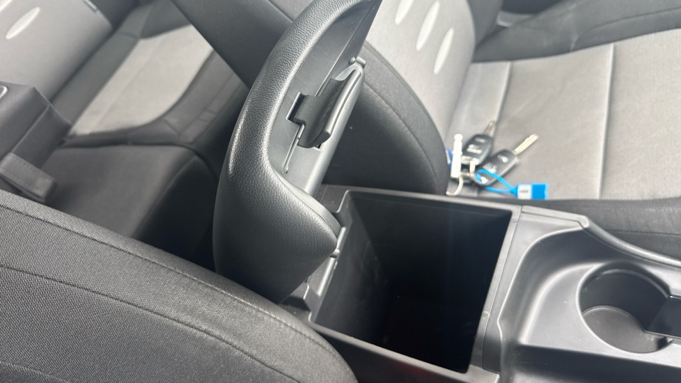 Kia Ceed 1.6 CRDi 2 EcoDynamics 5dr Diesel Hatchback - Image 43