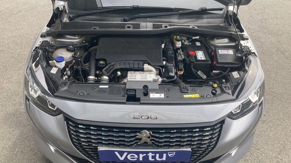 Peugeot 208 1.2 PureTech 100 Allure 5dr Petrol Hatchback - Image 14