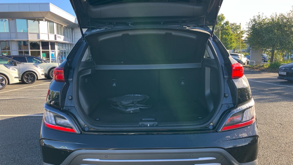 Hyundai KONA 150kW Premium 64kWh 5dr Auto Electric Hatchback - Image 4