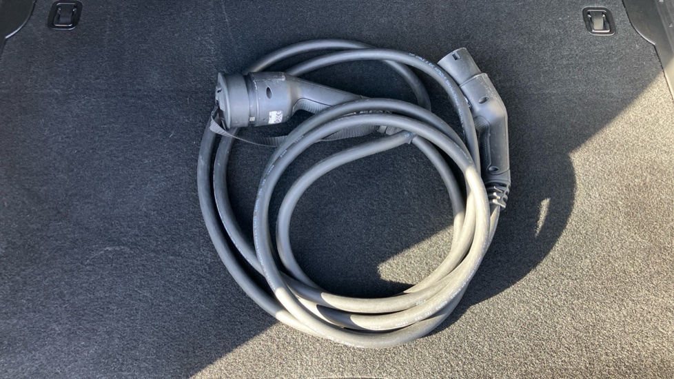 Hyundai KONA 150kW Premium 64kWh 5dr Auto Electric Hatchback - Image 31