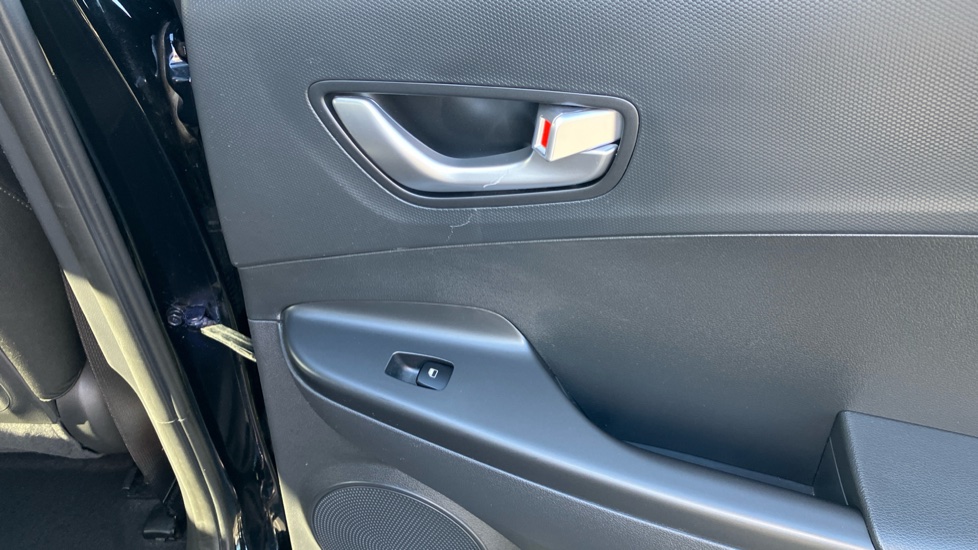 Hyundai KONA 150kW Premium 64kWh 5dr Auto Electric Hatchback - Image 38