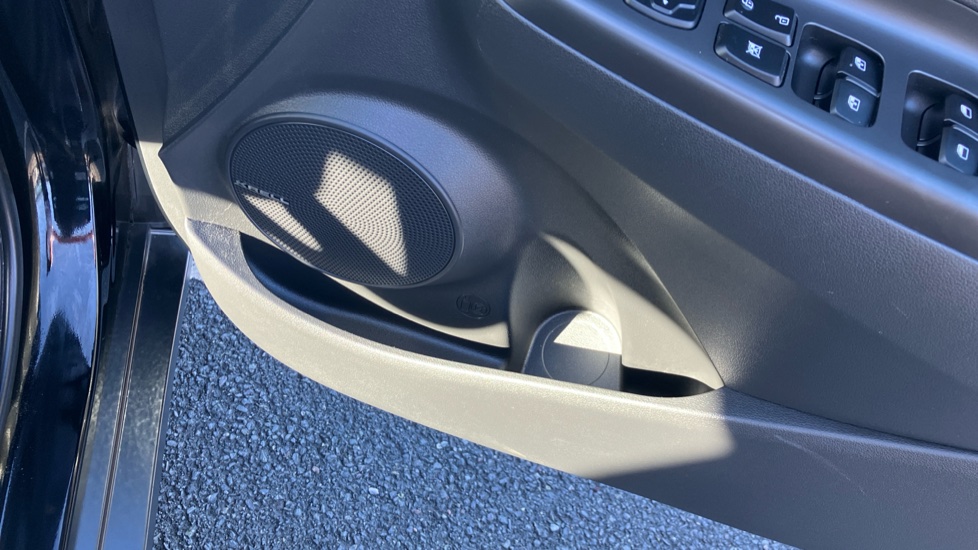 Hyundai KONA 150kW Premium 64kWh 5dr Auto Electric Hatchback - Image 47