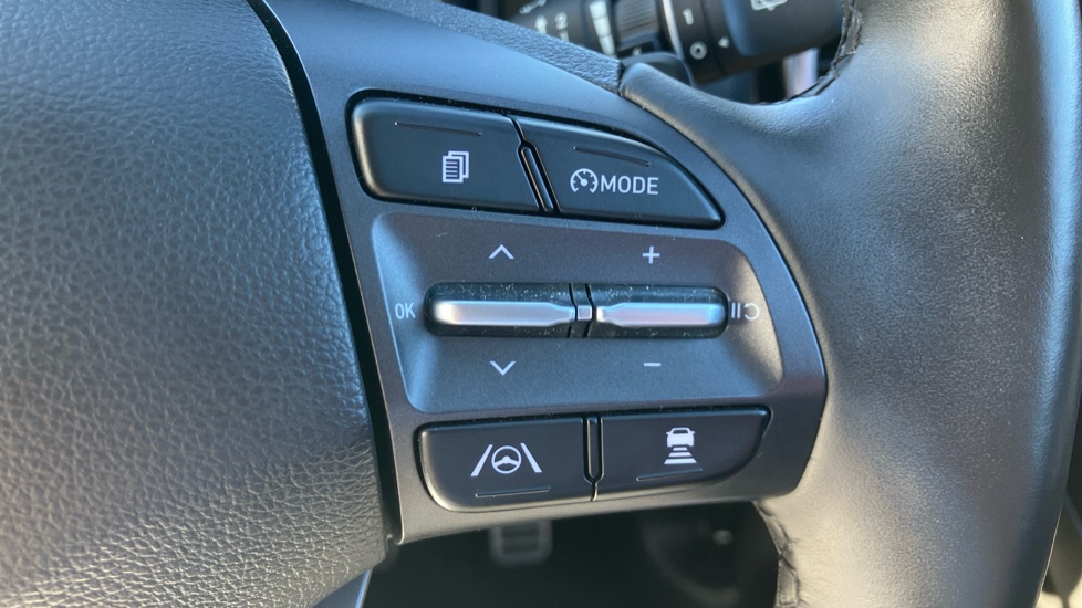 Hyundai KONA 150kW Premium 64kWh 5dr Auto Electric Hatchback - Image 51