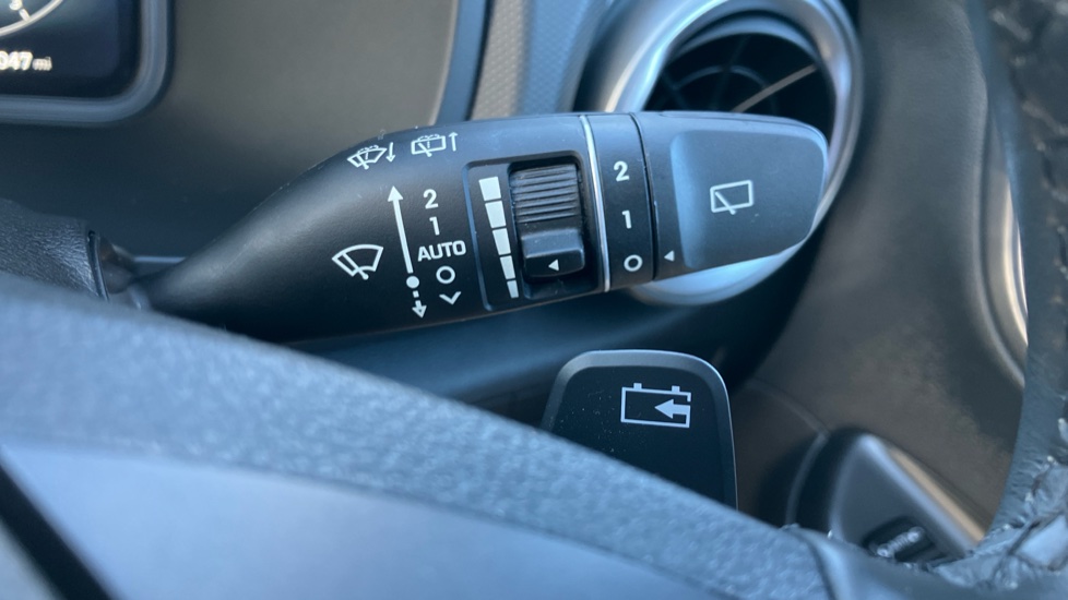 Hyundai KONA 150kW Premium 64kWh 5dr Auto Electric Hatchback - Image 53
