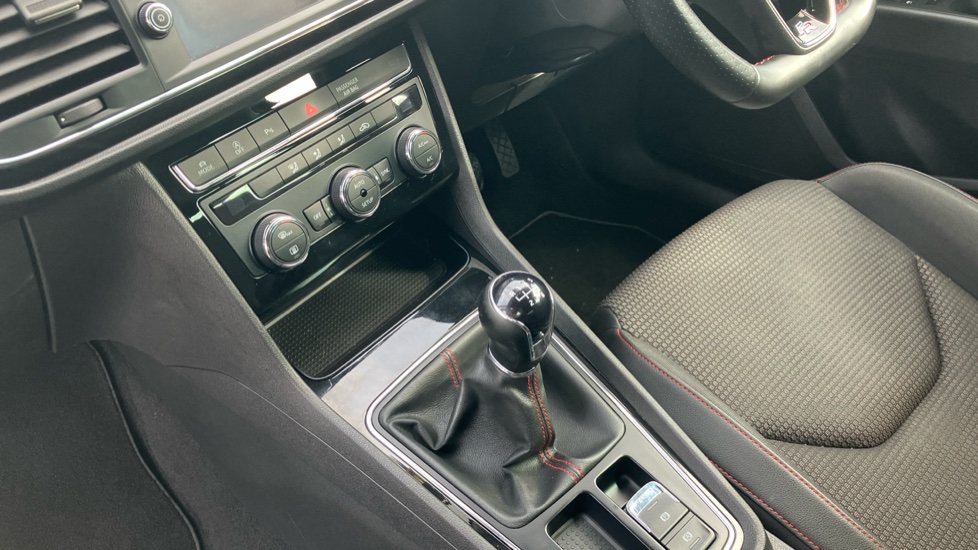 SEAT Leon 1.5 TSI EVO FR [EZ] 5dr Petrol Hatchback - Image 17