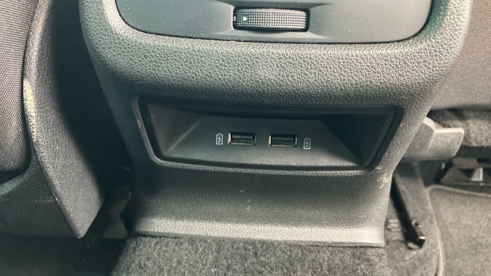SEAT Leon 1.5 TSI EVO FR [EZ] 5dr Petrol Hatchback - Image 33