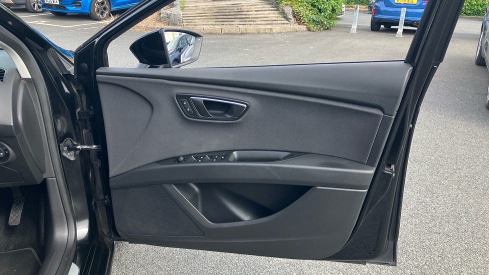 SEAT Leon 1.5 TSI EVO FR [EZ] 5dr Petrol Hatchback - Image 43