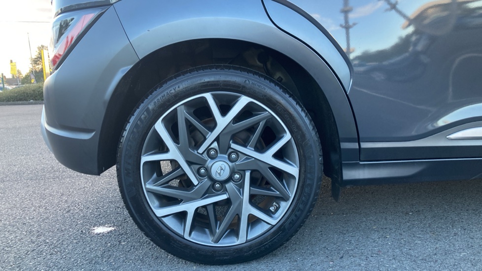 Hyundai KONA 1.6 GDi Hybrid Premium 5dr DCT Hybrid Hatchback - Image 7