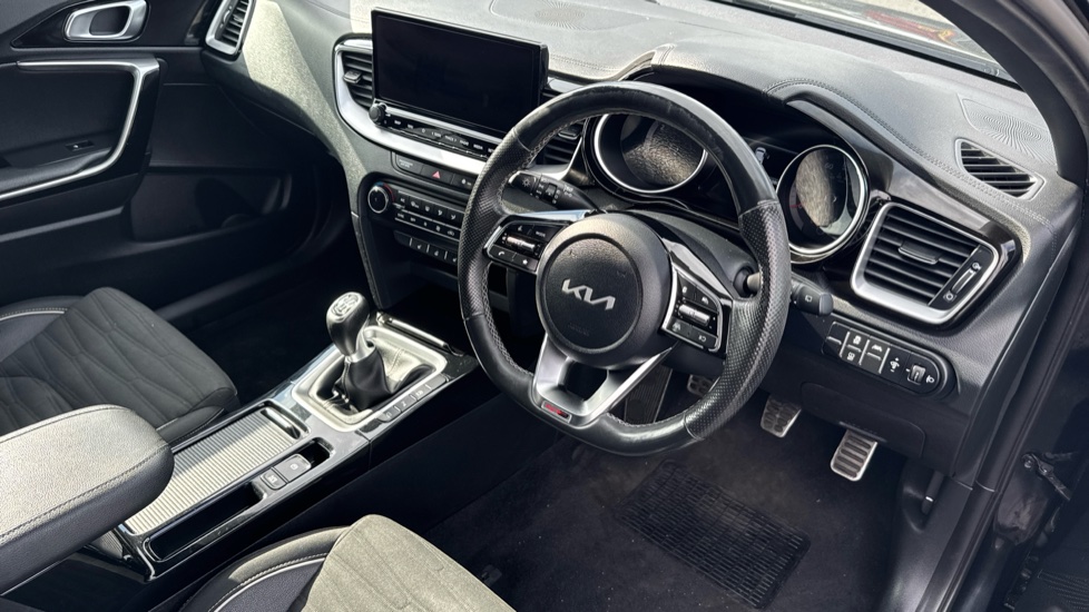 Kia Pro Ceed 1.5T GDi ISG GT-Line 5dr Petrol Estate - Image 14